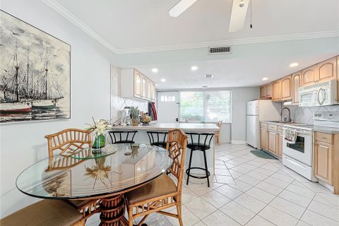 Condominio en venta en Englewood, Florida, 1 dormitorio, 61.04 m2 № 969269 - foto 11