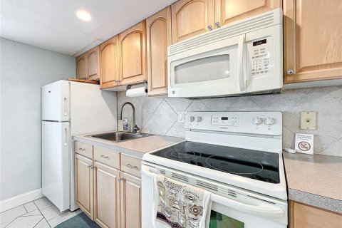Condominio en venta en Englewood, Florida, 1 dormitorio, 61.04 m2 № 969269 - foto 9