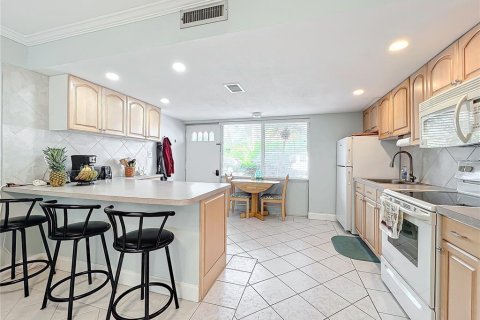 Condominio en venta en Englewood, Florida, 1 dormitorio, 61.04 m2 № 969269 - foto 10