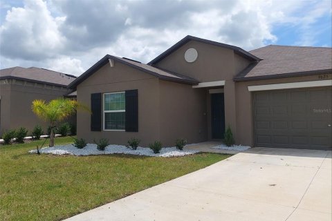 Villa ou maison à vendre à Wesley Chapel, Floride: 4 chambres, 180.14 m2 № 1379459 - photo 2