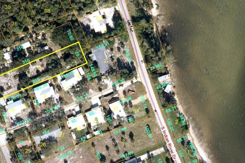 Terreno en venta en Jensen Beach, Florida № 650946 - foto 1
