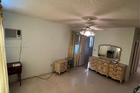 Casa en venta en Coral Gables, Florida, 2 dormitorios, 118.54 m2 № 551029 - foto 14