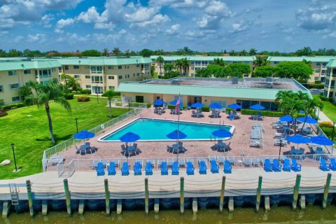 Condo in Boynton Beach, Florida, 2 bedrooms  № 1163213 - photo 23