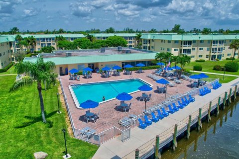 Condo in Boynton Beach, Florida, 2 bedrooms  № 1163213 - photo 24