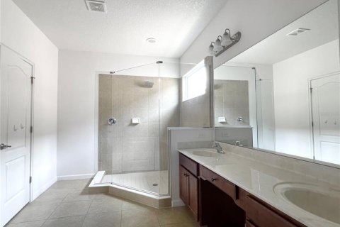 Casa en venta en Davenport, Florida, 6 dormitorios, 335.28 m2 № 216394 - foto 18