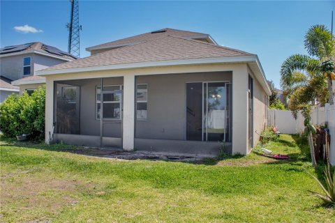 House in Davenport, Florida 4 bedrooms, 229.93 sq.m. № 1115644 - photo 19