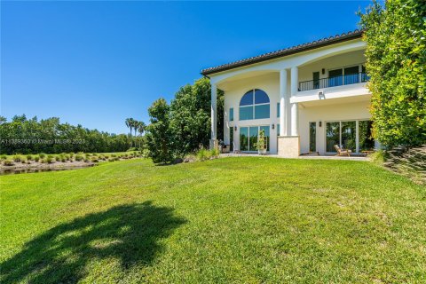 Villa ou maison à vendre à Coral Gables, Floride: 4 chambres, 392.88 m2 № 504402 - photo 18