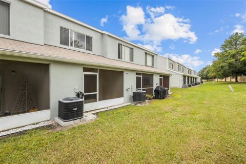 Adosado en venta en Brandon, Florida, 2 dormitorios, 110 m2 № 1350348 - foto 15