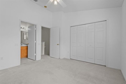 Townhouse in Brandon, Florida 2 bedrooms, 110 sq.m. № 1350348 - photo 23