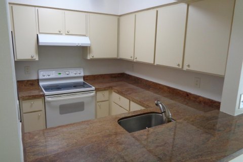 Condo in Pompano Beach, Florida, 2 bedrooms  № 1099951 - photo 14