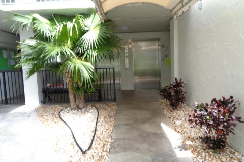 Copropriété à vendre à Pompano Beach, Floride: 2 chambres, 105.91 m2 № 1099951 - photo 1