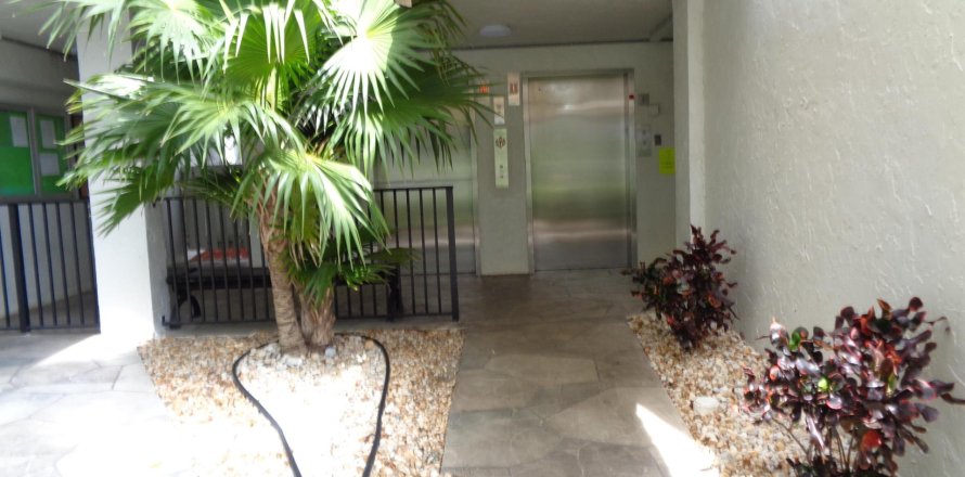 Condo à Pompano Beach, Floride, 2 chambres  № 1099951