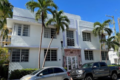 Condo in Miami Beach, Florida, 1 bedroom  № 1095399 - photo 15