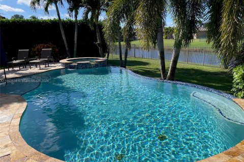 Casa en venta en Cooper City, Florida, 5 dormitorios, 254.18 m2 № 1348530 - foto 3