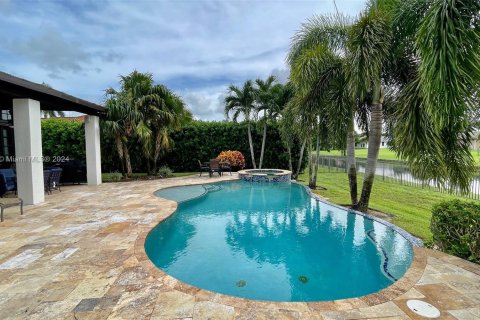 Casa en venta en Cooper City, Florida, 5 dormitorios, 254.18 m2 № 1348530 - foto 25