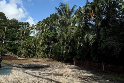 Terreno en venta en Fort Lauderdale, Florida № 1348529 - foto 2