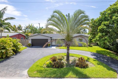 House in Fort Lauderdale, Florida 3 bedrooms, 121.05 sq.m. № 1239213 - photo 2