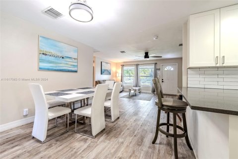 Villa ou maison à vendre à Fort Lauderdale, Floride: 3 chambres, 121.05 m2 № 1239213 - photo 21