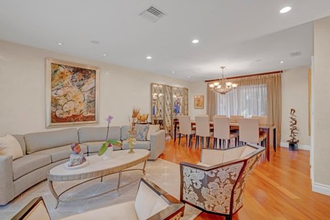 Villa ou maison à vendre à Hollywood, Floride: 4 chambres, 243.03 m2 № 1142226 - photo 27