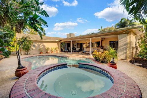 Casa en venta en Hollywood, Florida, 4 dormitorios, 243.03 m2 № 1142226 - foto 2
