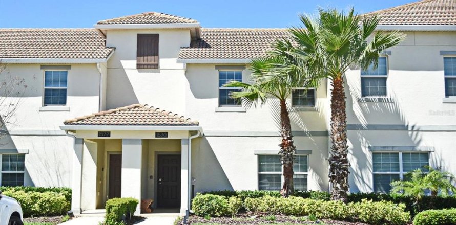 Townhouse in Davenport, Florida 4 bedrooms, 176.7 sq.m. № 1084188