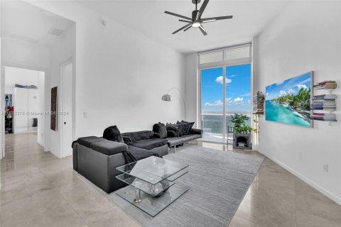 Condominio en venta en Sunny Isles Beach, Florida, 2 dormitorios, 133.31 m2 № 1413965 - foto 6