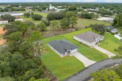 House in Sebring, Florida 3 bedrooms, 123.84 sq.m. № 1327249 - photo 4