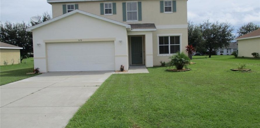 House in Punta Gorda, Florida 3 bedrooms, 216.65 sq.m. № 1361877