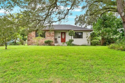 House in Lakeland, Florida 3 bedrooms, 186.27 sq.m. № 1361914 - photo 2