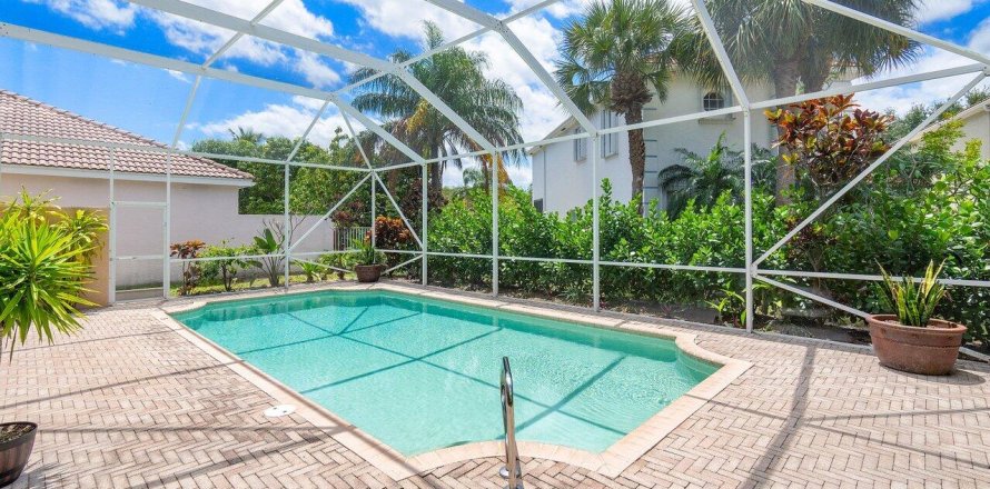 Villa ou maison à West Palm Beach, Floride 5 chambres, 254.74 m2 № 1142477