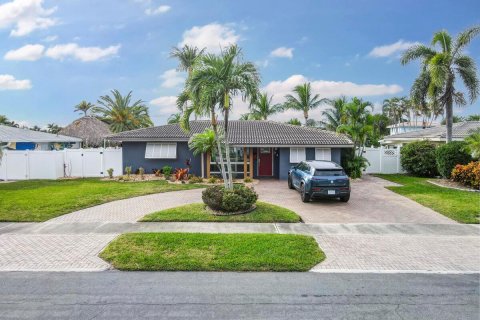 Villa ou maison à vendre à Pompano Beach, Floride: 3 chambres, 157.28 m2 № 919789 - photo 8