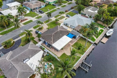 Casa en venta en Pompano Beach, Florida, 3 dormitorios, 157.28 m2 № 919789 - foto 3