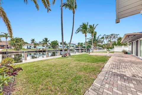 Villa ou maison à vendre à Pompano Beach, Floride: 3 chambres, 157.28 m2 № 919789 - photo 12