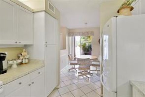 Condo in Tamarac, Florida, 2 bedrooms  № 1007545 - photo 21