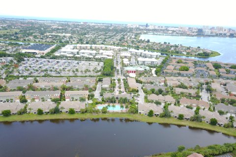 Touwnhouse à vendre à West Palm Beach, Floride: 2 chambres, 134.52 m2 № 722576 - photo 26