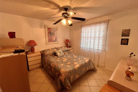 Купить кондоминиум в Тамарак, Флорида 2 спальни, 117.99м2, № 962331 - фото 14
