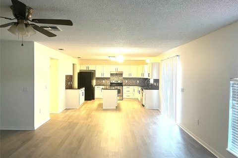 Casa en venta en Sanford, Florida, 4 dormitorios, 279.82 m2 № 1336617 - foto 5