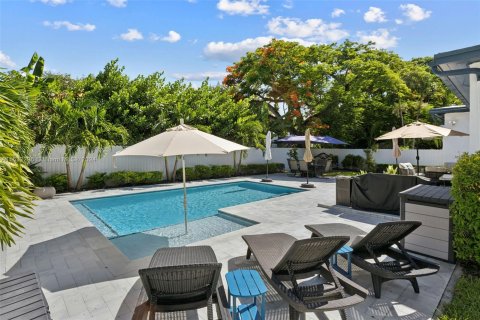 Casa en venta en Biscayne Park, Florida, 3 dormitorios, 175.31 m2 № 1305175 - foto 3