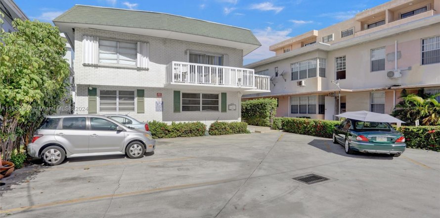 Condo in Miami Beach, Florida, 1 bedroom  № 1305170