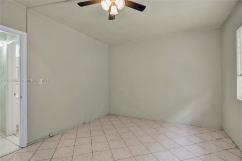 Copropriété à vendre à Miami Beach, Floride: 1 chambre, 44.13 m2 № 1305170 - photo 17