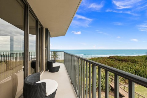 Condominio en venta en Hutchinson Island South, Florida, 3 dormitorios, 250.93 m2 № 932462 - foto 17