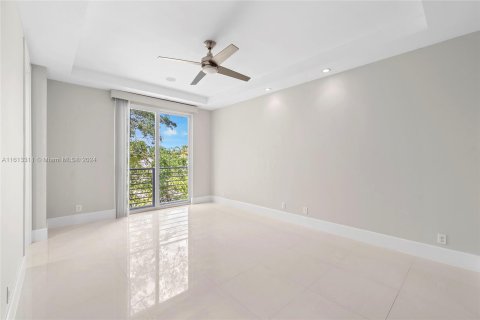 Casa en venta en Fort Lauderdale, Florida, 3 dormitorios, 196.95 m2 № 1235291 - foto 5