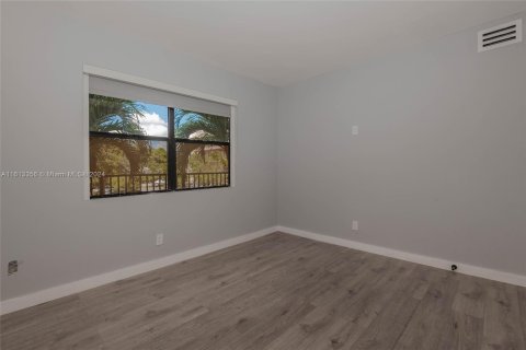 Copropriété à vendre à Sunrise, Floride: 2 chambres, 83.98 m2 № 1235239 - photo 24