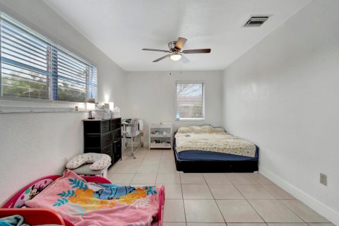 Casa en venta en Palm Springs, Florida, 3 dormitorios, 103.31 m2 № 1151710 - foto 16