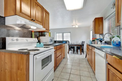 Casa en venta en Palm Springs, Florida, 3 dormitorios, 103.31 m2 № 1151710 - foto 18
