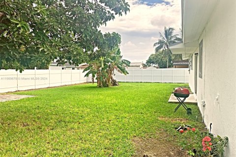 Casa en venta en Miami, Florida, 3 dormitorios, 107.02 m2 № 1394910 - foto 17