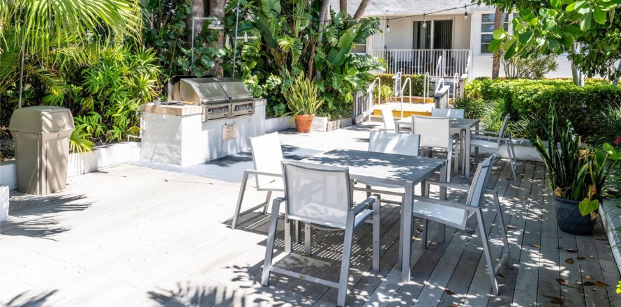 Condo in Fort Lauderdale, Florida, 1 bedroom  № 1189718