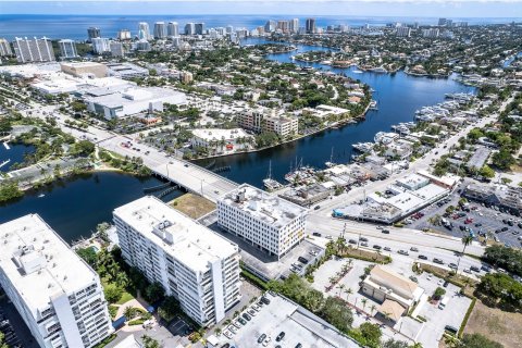 Condominio en venta en Fort Lauderdale, Florida, 1 dormitorio, 105.72 m2 № 1189718 - foto 23