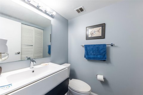 Copropriété à vendre à Fort Lauderdale, Floride: 1 chambre, 105.72 m2 № 1189718 - photo 12