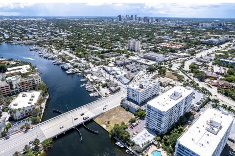 Condominio en venta en Fort Lauderdale, Florida, 1 dormitorio, 105.72 m2 № 1189718 - foto 7